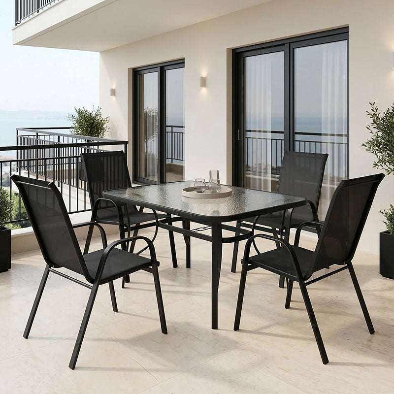Модерен трпезариски сет Beamar со црна стаклена маса и четири црни метални столици