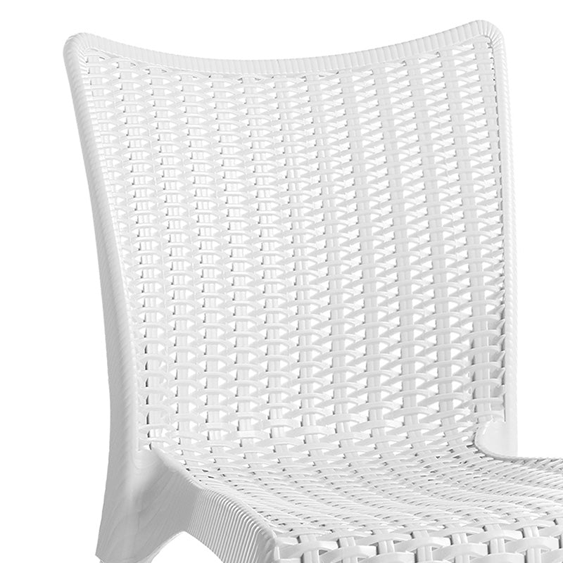 Модерен градинарски и трпезариски бел стол Zalvoro, изработен од засилен полипропилен со ергономски потпирач за максимален комфор