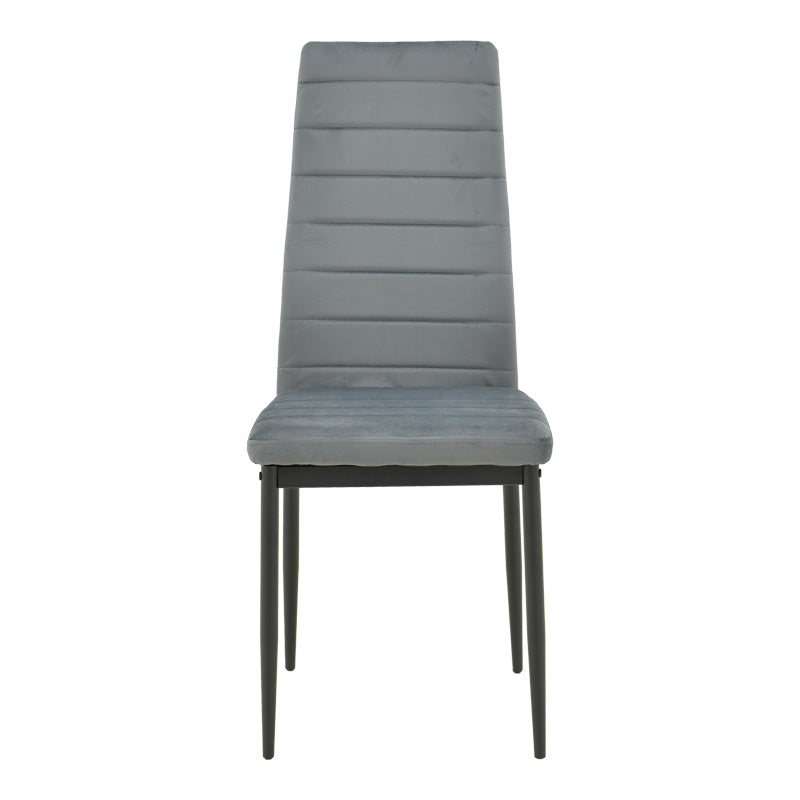 Модерен трпезариски лоунџ стол Chair Wesic обложен со меко сиво кадифе, поддржан со цврсти засилени метални ногарки во мат црна боја