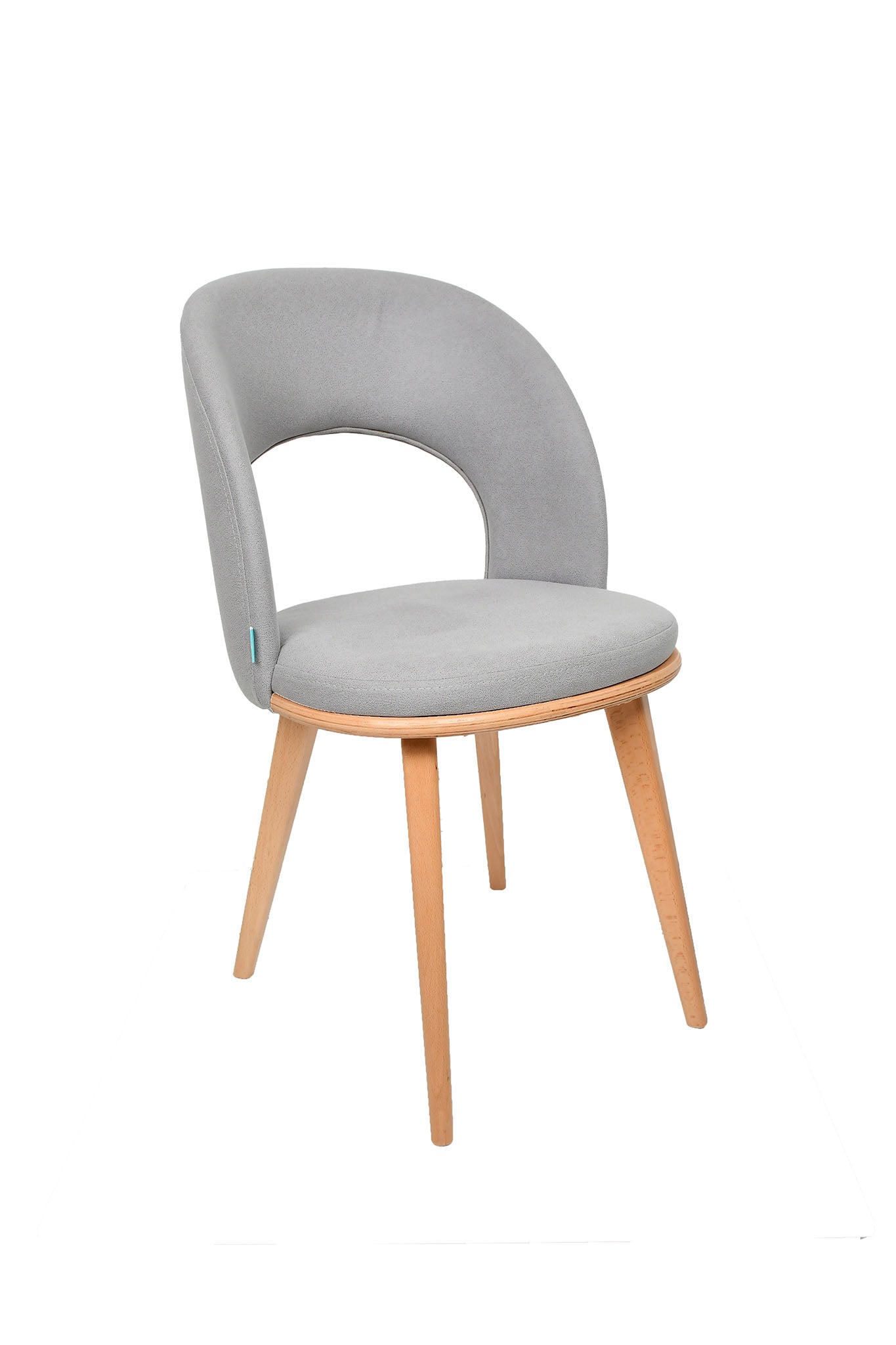DINING SET: TAKO EXTENDABLE TABLE + 4 LILY CHAIRS