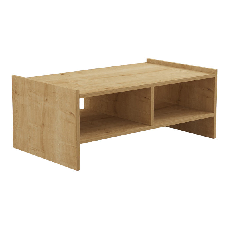 Модерна ниска масичка за кафе Baseon во орев дезен со чисти линии за дневен престој