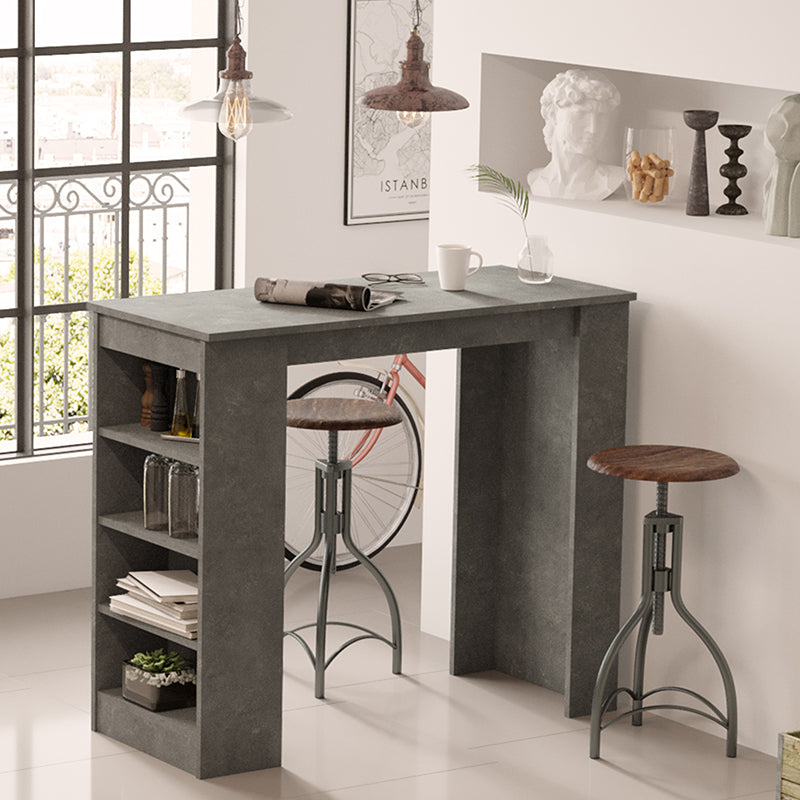 Висока индустриска барска маса Zantrique со темна антрацит рамка и горна плоча во рустичен антички дезен на дрво со димензии 120x51.5cm и висина 101.5cm