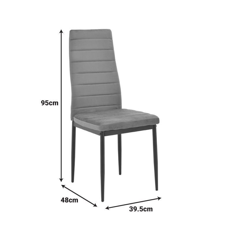 Модерен трпезариски лоунџ стол Chair West обложен со софистицирано меко црно кадифе, поддржан со цврсти засилени метални ногарки во мат црна боја