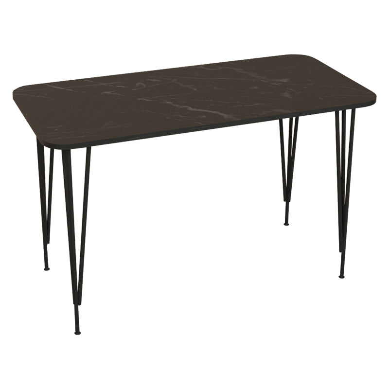 Модерна, естетска и уникатна правоаголна трпезариска маса Dining table Mainz со горна плоча во црн мермерен декор и стабилна црна метална база