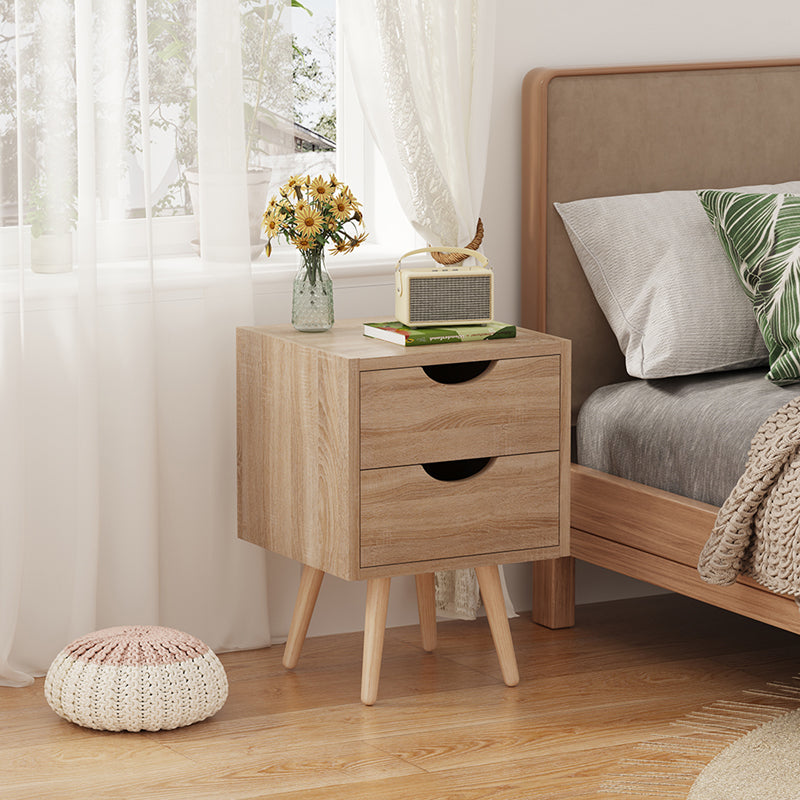 Модерно компактно ноќно ормарче Bedside Table Weiic Selma со коцкаст паметен формат и отворена полица со текстура на природен светл натур даб
