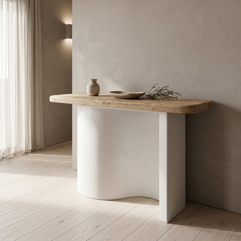 Модерна, естетска и уникатна конзолна маса Console Table Rific со горна површина во природна нијанса на даб и зајакната естетска шасија во чиста бела боја